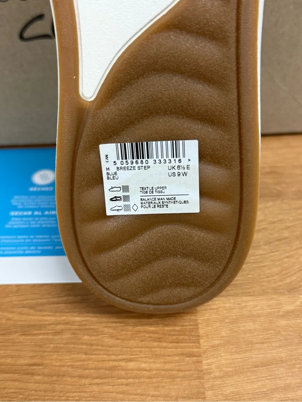 NIB Clarks Cloudsteppers Blue Canvas Washable Slip-Ons Size 9
